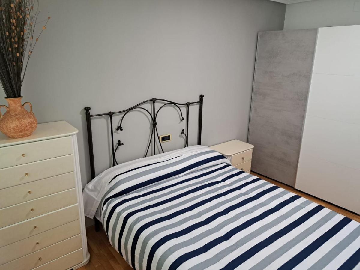 Appartement Piso Millenium à Ourense Extérieur photo